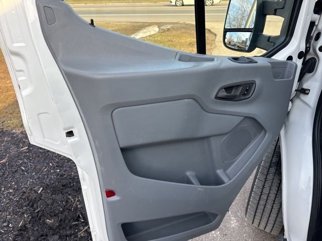 2017 Ford Transit-150 Base