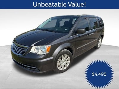 2016 Chrysler Town & Country Touring