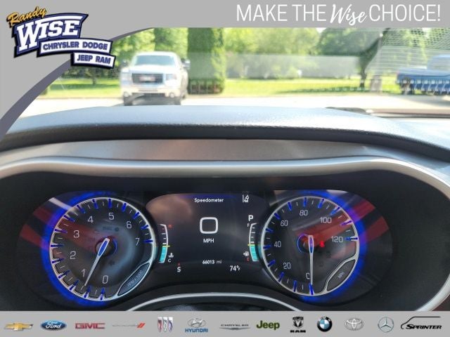 2023 Chrysler Pacifica Touring L