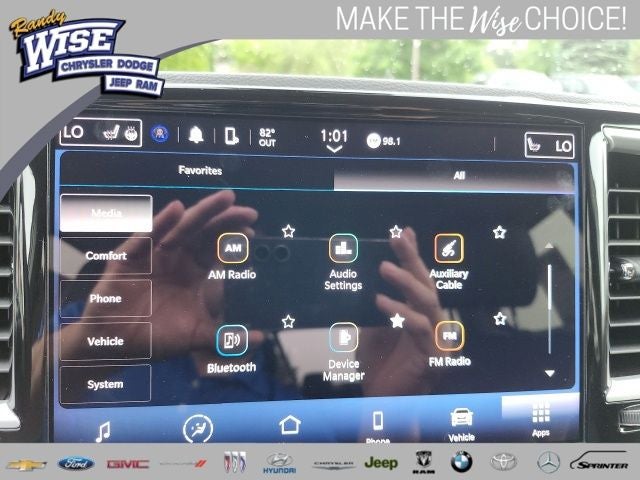 2023 Chrysler Pacifica Touring L
