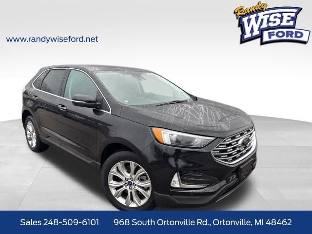 2022 Ford Edge Titanium