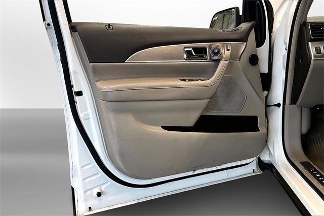 2013 Lincoln MKX Base