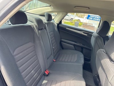 2020 Ford Fusion SE