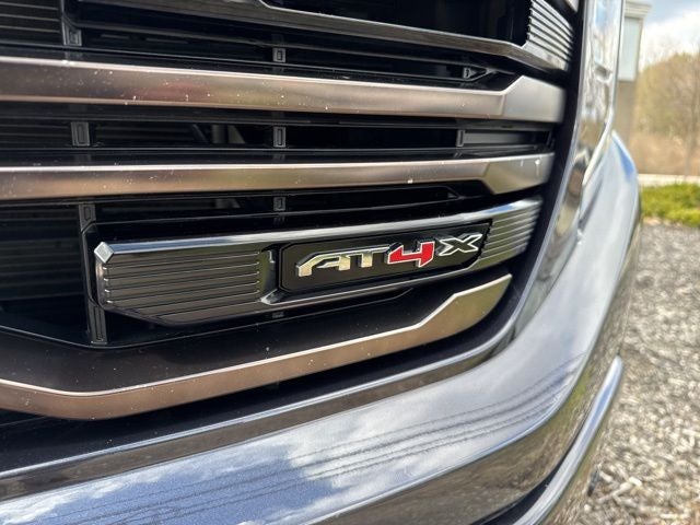 2022 GMC Sierra 1500 AT4X