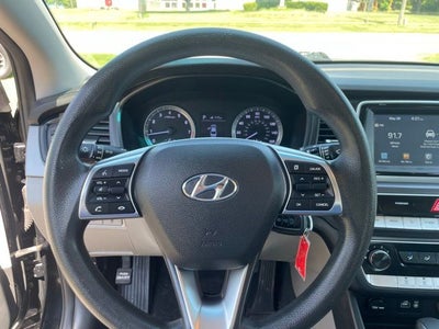2018 Hyundai SONATA SE