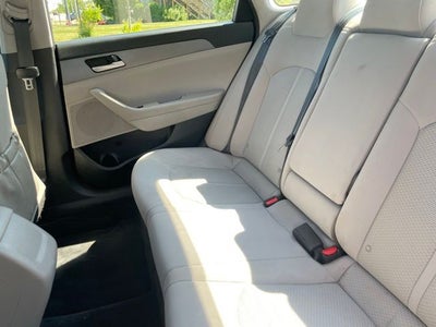 2018 Hyundai SONATA SE