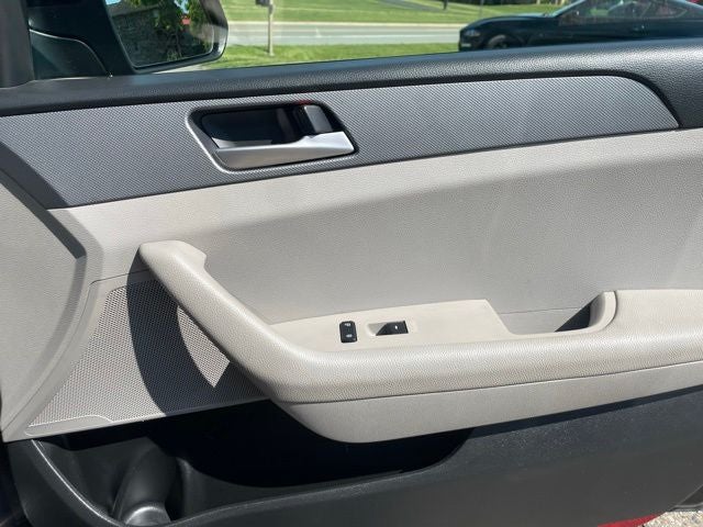 2018 Hyundai SONATA SE