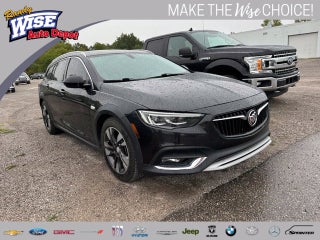 2018 Buick Regal TourX Essence
